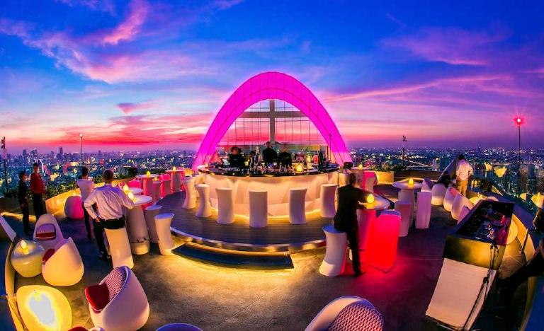 10 Tempat Paling Romantis untuk Menikmati Wine di Bangkok