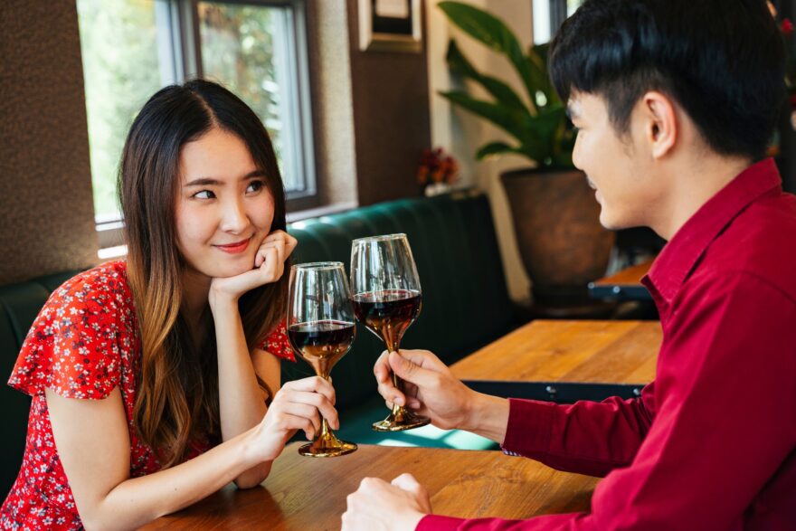 バレンタインのディナーでワインリストを攻略するための5つのヒント