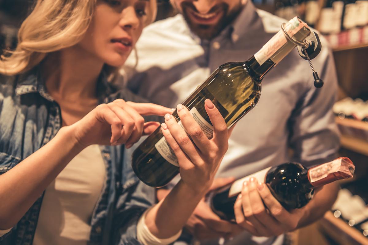วิธีอ่านฉลากไวน์: คู่มือสำหรับผู้เริ่มต้น