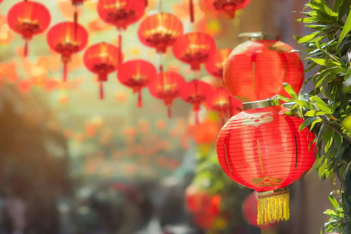 6 เหตุผลว่าทำไมคนจีนจึงชอบดื่มไวน์ในช่วงเทศกาลตรุษจีน