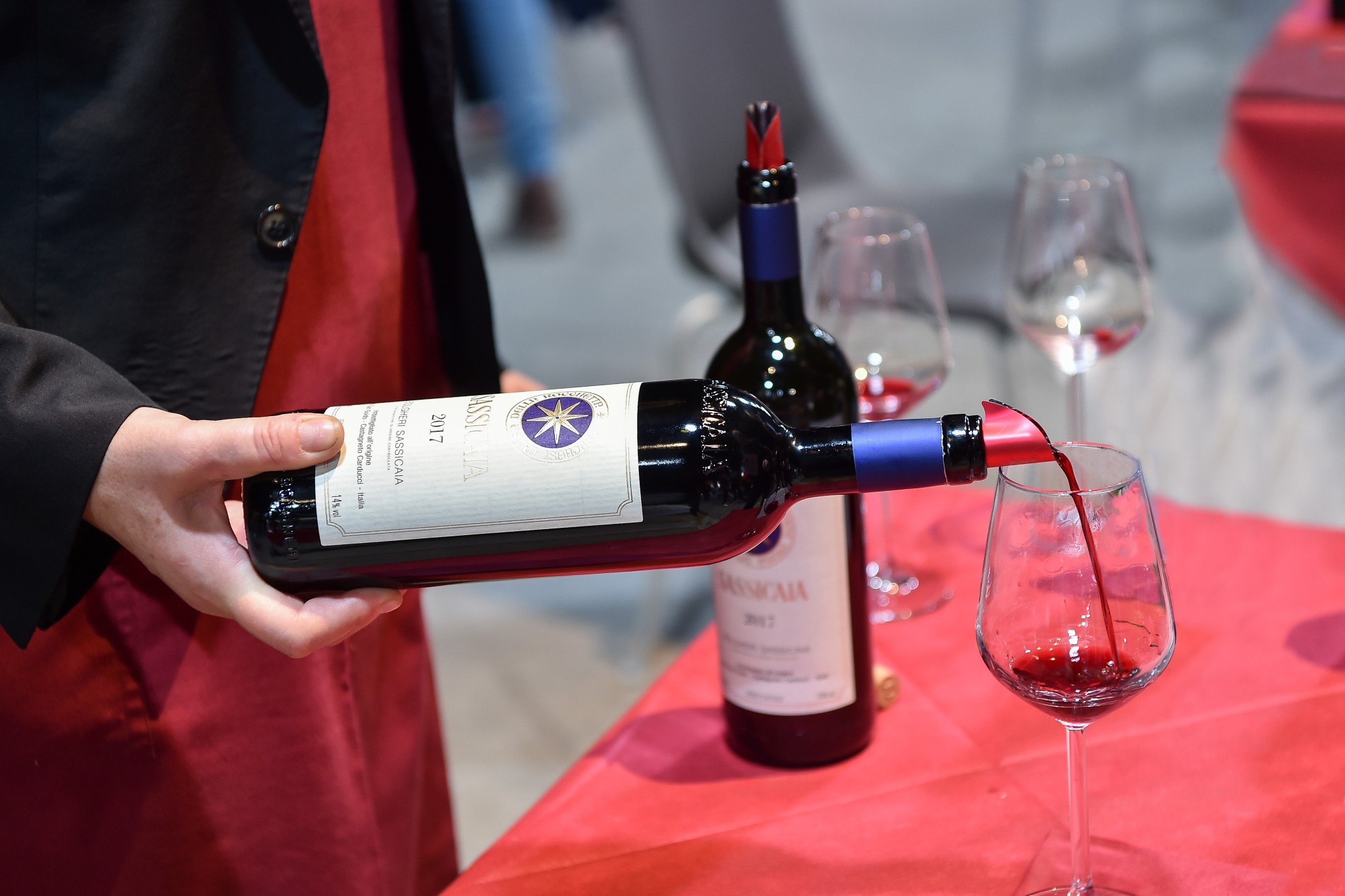 Rượu vang Super Tuscan là gì? Nguồn gốc và những loại rượu vang Super Tuscan phổ biến nhất