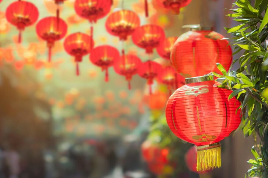 6 Reasons Why Chinese People Prefer to Drink Wine During the Spring Festival