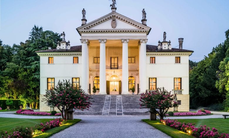 Discover Villa Sandi: Add Some Sparkle to Your Holidays!