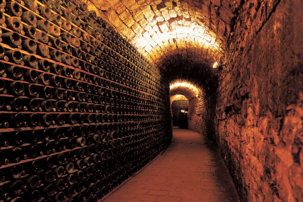 探索薇拉圣地酒庄:为假日挑选几款优质起泡酒吧!