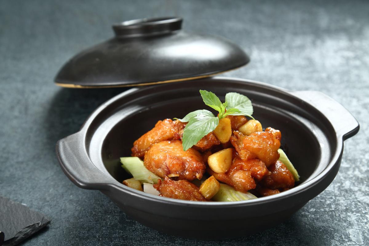 Ayam Kuning Taiwan dengan Tiga Rempah